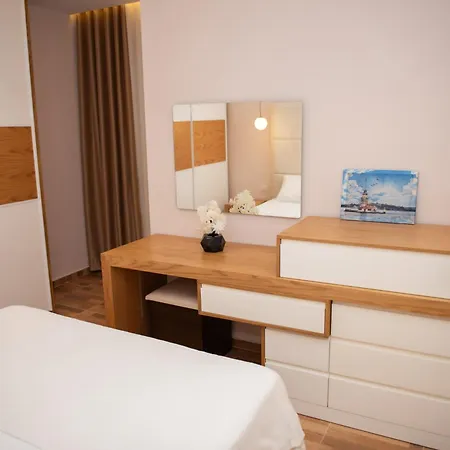 Escape Apartment's *